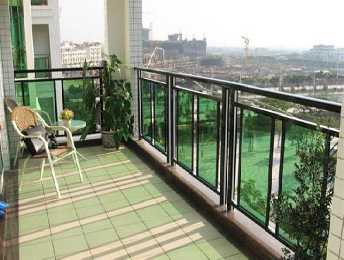 鋅鋼陽(yáng)臺(tái)